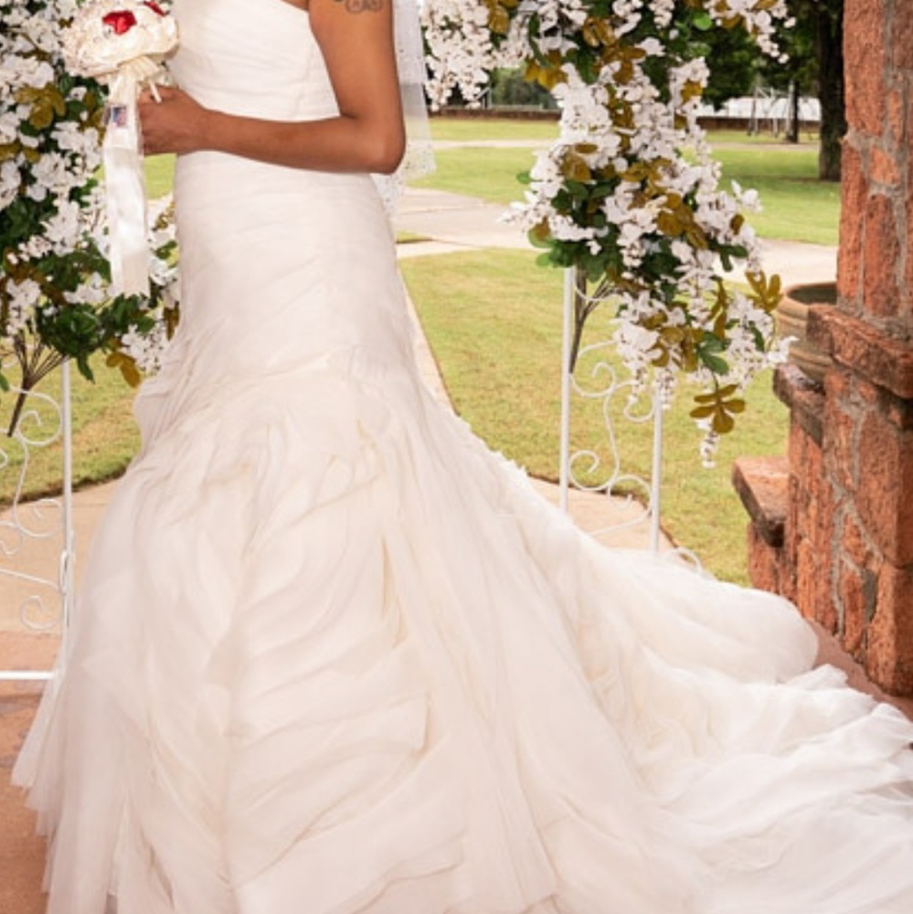 Vera Wang wedding dress